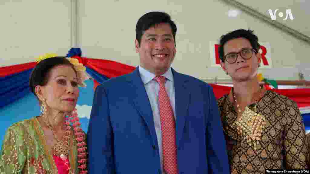 "ท่านอ้น" วัชเรศร วิวัชรวงศ์ ไปร่วมงาน Thai Fair ที่วัดวชิรธรรมปทีป นครนิวยอร์ก ในวันอาทิตย์ที่ 27 สิงหาคม 2566