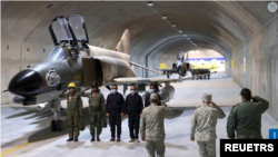Situasi di dalam pangkalan udara bawah tanah "Eagle 44" di Iran yang baru dibangun dalam foto yang dirilis pada 7 Februari 2023. (Foto: Reuters)
