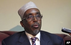 Somali parliament speaker Sharif Hassan Sheikh Aden addresses a news conference at Adam Ade airport in capital Mogadishu, March 24, 2011 (file photo)