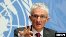 Mark Lowcock, secrétaire général adjoint de l'ONU aux affaires humanitaires et coordinateur des secours d'urgence (OCHA), lors d'une conférence de presse à Genève, en Suisse, le 4 décembre 2018.