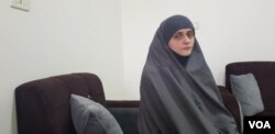 Sabina, bosanska udovica borca IDIL-a, fotografisana u kampu Roj, Sirija. 1. mart, 2019. Kaže da je došla da živi u tzv. Islamskoj državi zato što je njen suprug to vidio kao pravo mjesto za budućnost porodice nakon što je bio svjedok genocidu i etničkom čišćenju nad bosanskim muslimanima tokom 1990. (H. Murdock/VOA)