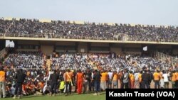 Rassemblement de prière et de bénédictions pour la paix et de réconciliation au Mali, le 10 février 2019. (VOA/Kassim Traoré)