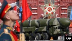 러시아의 토폴-M 대륙간탄도미사일(ICBM). (자료사진)
