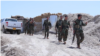 Iraqi, Kurdish Forces Prepare to Push IS From Strategic Town 