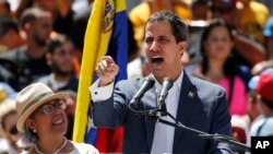 Lidè opozisyon an nan Venezuela, Juan Guaidò, nan yon meeting popilè madi 12 fevriye 2019 la.