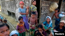 Muslim Rohingya di kamp pengungsi di luar Sittwe, Myanmar, 4 Juni 2014.