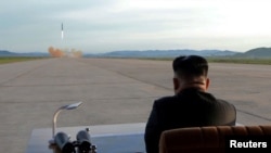 Kim Conq Un hakimiyyətə gəldikdən bəri ölkəsinin ballistik raket proqramını intensivləşdirib.