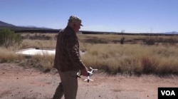 Rancher Glenn Spencer hopes to help secure the southern border by using a drone to detect illegal immigrants crossing over from Mexico. (R. Taylor/VOA)