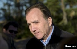 Swedish PM Stefan Lofven visits Klobben island during a meeting of the Nordic prime ministers in Saltvik, Finland, Sept. 27, 2016.