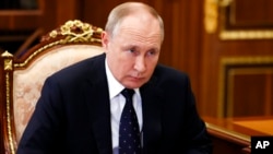 Ruski predsjednik Vladimir Putin odlučiti o narednim potezima Rusije.