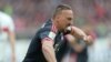 Franck Ribéry célèbre son but lors du match contre Stuttgart, Allemagne, le 9 avril 2016.