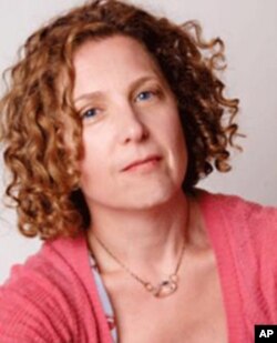 Journalist and author Peggy Orenstein