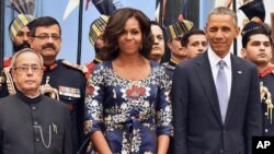 លោកស្រី Michelle Obama ភរិយា​ប្រធានាធិបតី​សហរដ្ឋ​អាមេរិក​នៅ​ក្នុង​អំឡុង​ទស្សនកិច្ច​នៅ​ប្រទេស​ឥណ្ឌា កាល​ពី​ថ្ងៃ​ទី​២៥ ខែ​មករា ឆ្នាំ​២០១៥។