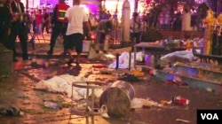 Scene of bomb blast in central Bangkok, Aug. 17, 2015. (Photo: Zinlat Aung for VOA)