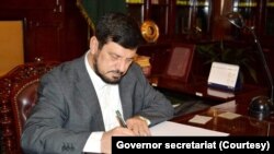 پاکستاني رسنۍ وایي دالیکشن کمیشن له لوري پنجاب کې دټاکنو دنیټې غځولو له اقدام وروسته دخېبر پښتونخوا ګورنر حاجي غلام علي هم تېره ورځ الیکشن کمیشن ته په استول شوي یو لیک کې وړاندیز کړی چې باید خېبر پښتونخوا کې هم انتخابات داکتوبر په8مه نیټه وکړل شي