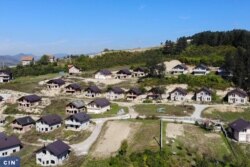 Arapsko rezidencijalno naselje iznad centra Ilijaša izgrađeno je bez dozvola (Foto: CIN)