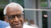Lamine Diack, ancien président de l'IAAF quitte le Tribunal de Paris, France, le 10 juin 2020. 