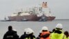 Гигантское судно-газовоз Al Nuaman, перевозящее 200 000 кубометров сжиженного газа в польском порту (архивное фото).