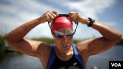 Diana Nyad mencoba lagi berenang dari Kuba menuju ke Florida yang berjarak sekitar 166 kilometer (foto: dok).