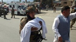 عسکرو یو شمېر نوي زېږېدلي ماشومان امن ځایونو ته انتقال کړل. د دې ماشومانو ځینې میندې په برید کې ووژل شوې