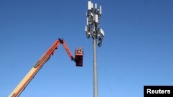 USA-AVIATION/COMMUNICATION