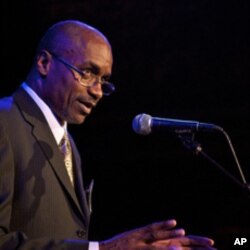 Marshall and his Omega Boys Club/ Street Soldiers celebrate their 150th college graduate at the Great American Music Hall in San Francisco, CA in October 2009.