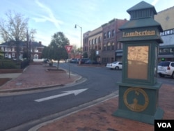 A scene in downtown Lumberton, North Carolina. (M. McKiterrick/VOA)