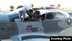 Pesawat terbang yang dinaiki Rizman ketika mengikuti pelatihan di Florida. Foto/Dok: AXE Indonesia