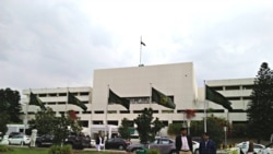 سابق سیکریٹری الیکشن کمیشن کنور دلشاد کا کہنا ہے کہ 11 فروری سے 11 مارچ کے درمیان کسی بھی وقت سینیٹ الیکشن ہوسکتے ہیں۔ (فائل فوٹو)