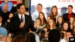 Republican president candidate Sen. Marco Rubio, speaks to supporters at the Guntersville Civic Center in Guntersville, Alabama, Dec. 1, 2015.