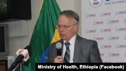 Itoophiyatti daayireektarii ergama USAID, Beenzi Weeler,