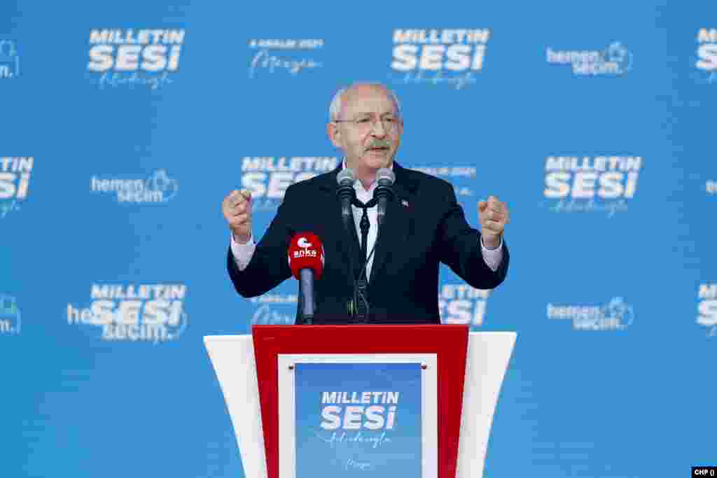 Turkey's main opposition party CHP leader Kilicdaroglu is holding a rally in Mersin, Turkey