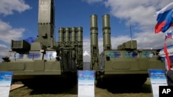 Rossiyaning S-300 zenitli raketa tizimi