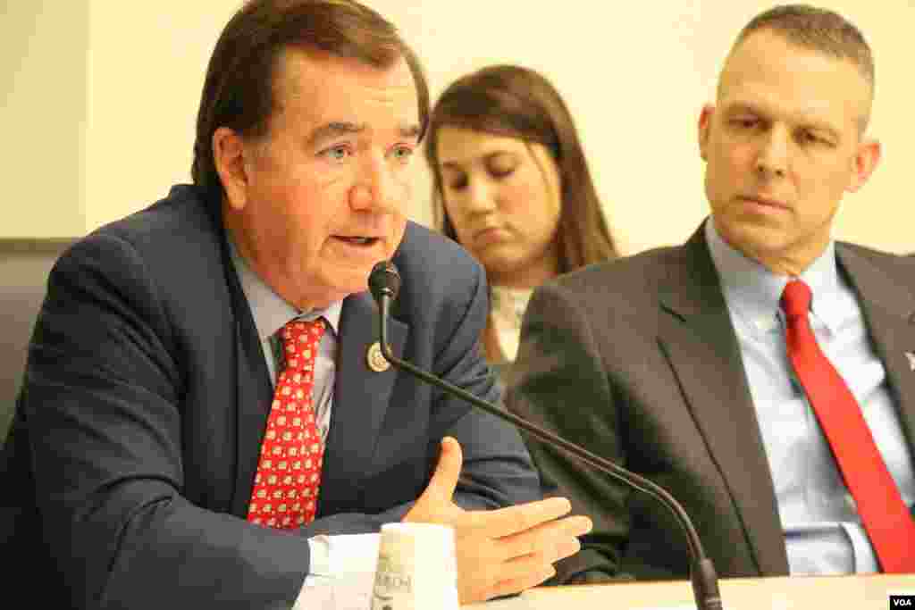 Congressman Ed Royce, chairman of the House Foreign Affairs Committee (R- CA), spoke at the open hearing on “Cambodia's Descent: Policies to Support Democracy and Human Rights” on Tuesday December 12, 2017 at the Rayburn House Office Building. (Sreng Leakhena/VOA Khmer) 