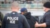 ICE Batalkan Denda Bagi Imigran yang Berlindung di Gereja