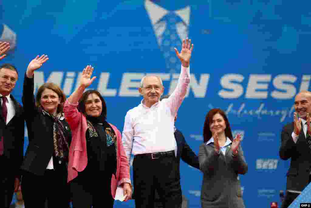 Turkey's main opposition party CHP leader Kilicdaroglu is holding a rally in Mersin, Turkey