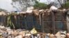 Des bac à ordures sont en débordement à Mpissa, un quartier de Brazzaville, le 02 février 2025. (Arsène Séverin/VOA)