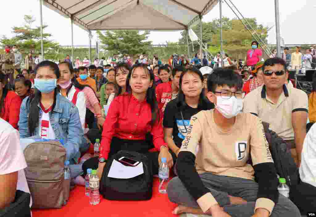 Citizens, workers, and civil society representatives celebrate the 109th International Women Rights Day at Freedom Park, in Phnom Penh, March 8, 2020. (Kann Vicheika/VOA Khmer)