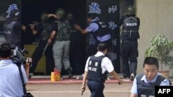 Çin məhkəməsi ölümlə nəticələnən zorakılıqlarda iştirak edənləri ölüm cəzasına məhkum edib