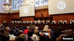 Mahakama ya Sheria ya Kimataifa inatoa uwamuzi kuhusu hatua za dharura kwa gaza katika kesi ya mauwaji ya kimbari dhidi ya Israel, mjini The Hague