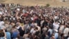حضور گسترده مردم در مراسم خاک‌سپاری امدادگران جان‌باخته در سنندج