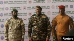 Les chefs d'État du Mali, du Niger et du Burkina Faso lors du premier sommet ordinaire de l'AES, Niamey, Niger, le 6 juillet 2024.